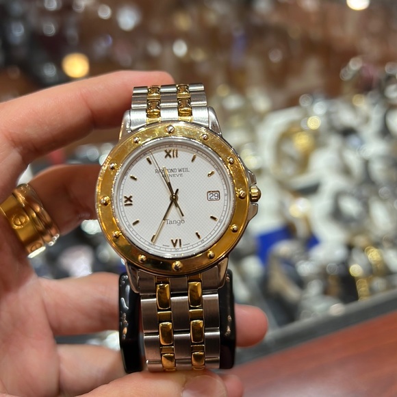 Raymond Weil 5560 Tango Collection Two Tone Men's Watch 36mm Sapphire Crystal - Picture 2 of 7